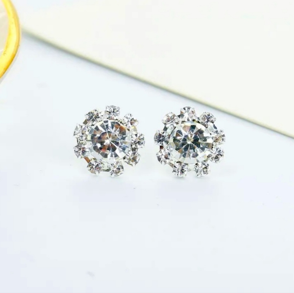 Sunflower Rhinestone studs